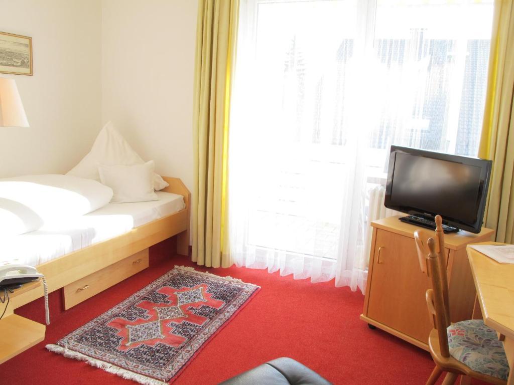 Germania Hotel 3*